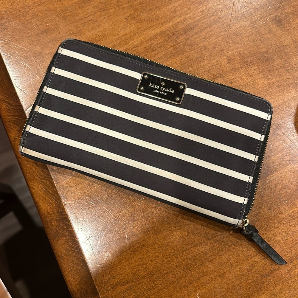 Kate Spade Black and White Striped Wallet